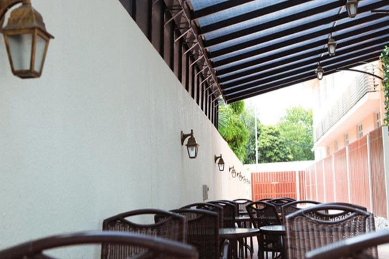 G Inn Georgetown Exterior foto